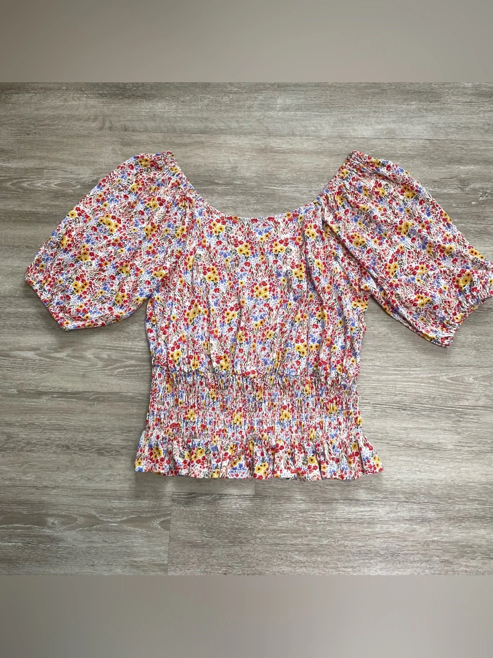 LOFT Outlet Multicolor Floral Smocked Off Shoulder Puff Sleeve Top Sz XS Cottage